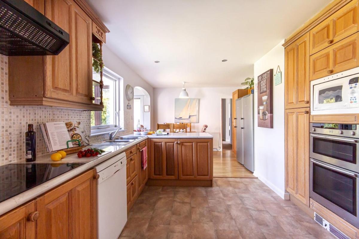 Tranquil 4 Bed Bungalow, Large Garden, Plenty Of Parking Carbis Bay Exterior photo